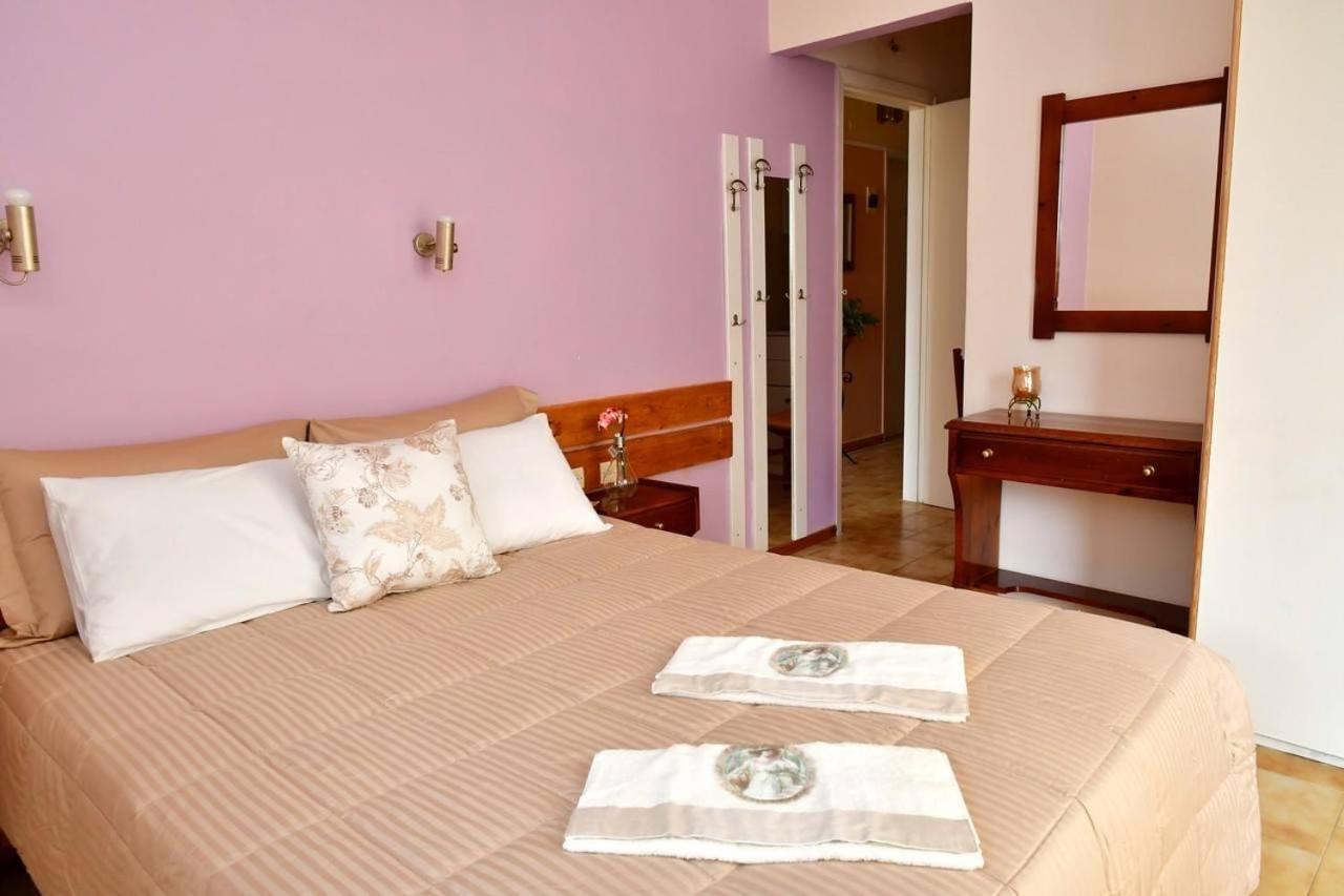 Konstantinos Apartments Tolón Esterno foto