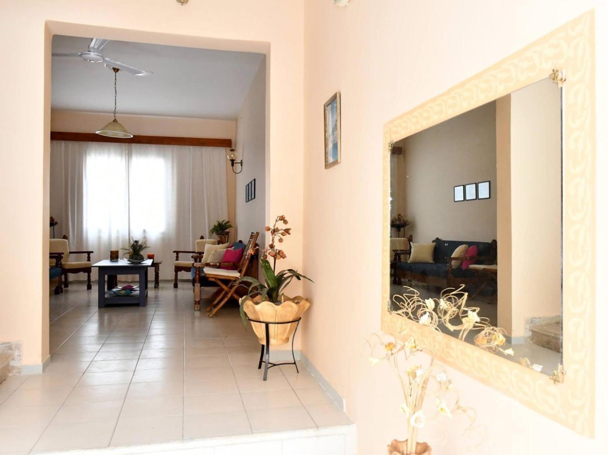 Konstantinos Apartments Tolón Esterno foto